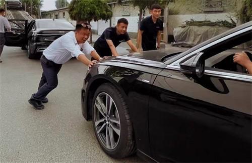 汇海名车爆料视频最新,揭秘豪华车界最新动态  第1张